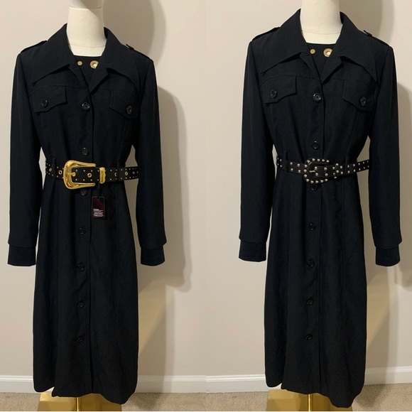 Light and Lined Textured Coat / Dress - Picture 7 of 17